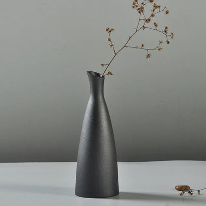 Ekko Maison Black Glaze Vase Collection