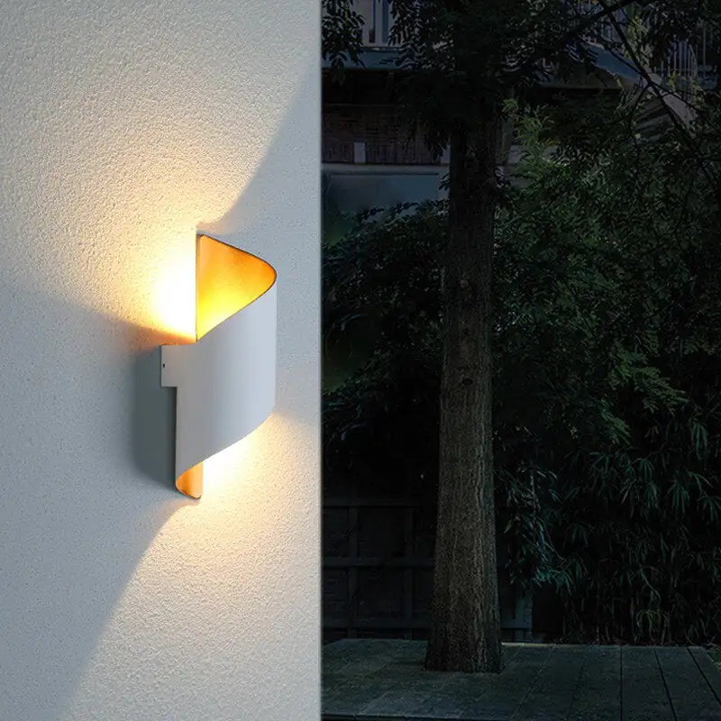 Ekko Maison LED Waterproof Outdoor Lighting